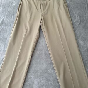 Haggar Men's Tan Classic Fit Dress Pants Size 38x30